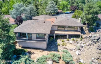 4740 Plumas, Reno, Nevada 89509, 2 Bedrooms Bedrooms, ,3 BathroomsBathrooms,Residential,Residential,Plumas,250053746