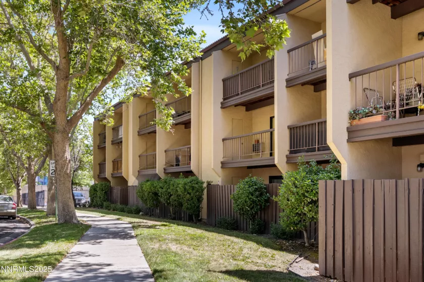 2450 Lymbery, Reno, Nevada 89509, ,1 BathroomBathrooms,Residential,Residential,Lymbery,250053715