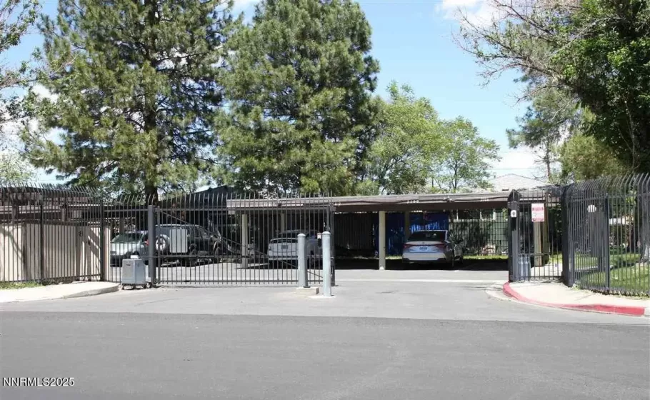 2100 G, Sparks, Nevada 89431, 2 Bedrooms Bedrooms, ,1 BathroomBathrooms,Residential,Residential,G,250053751