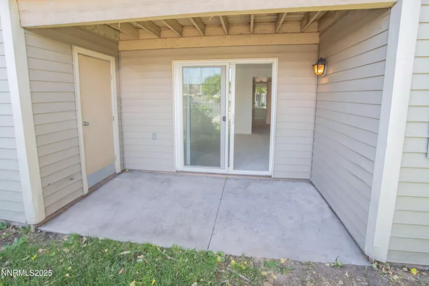 2100 G, Sparks, Nevada 89431, 2 Bedrooms Bedrooms, ,1 BathroomBathrooms,Residential,Residential,G,250053751