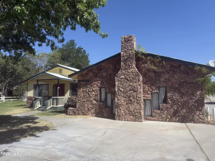 2350 Mount View, Fallon, Nevada 89406, 3 Bedrooms Bedrooms, ,2 BathroomsBathrooms,Residential,Residential,Mount View,250053753