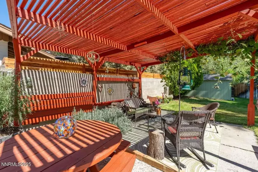 706 Hillcrest, Carson City, Nevada 89703, 3 Bedrooms Bedrooms, ,2 BathroomsBathrooms,Residential,Residential,Hillcrest,250053756
