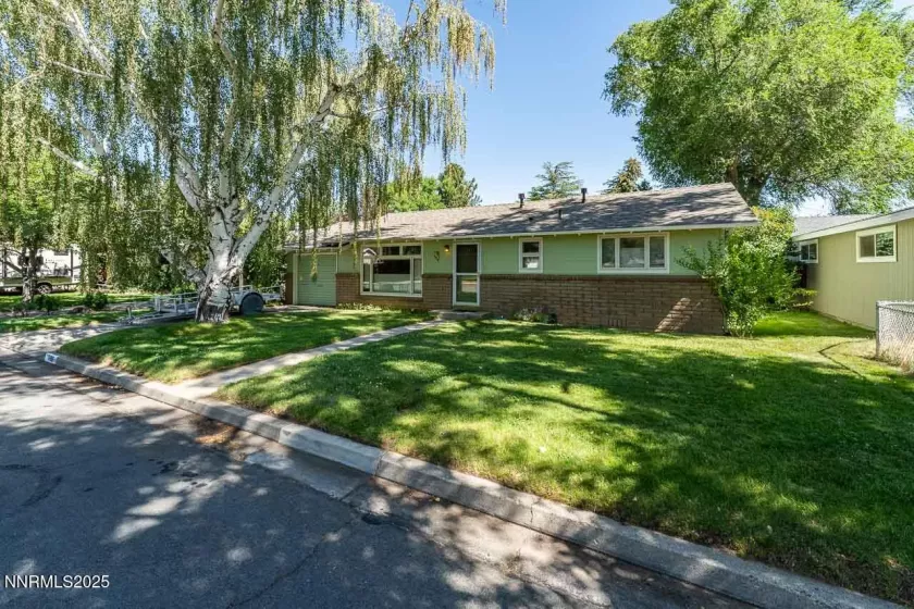 706 Hillcrest, Carson City, Nevada 89703, 3 Bedrooms Bedrooms, ,2 BathroomsBathrooms,Residential,Residential,Hillcrest,250053756