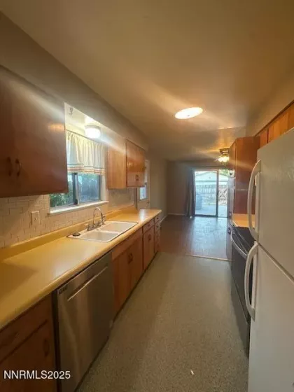 435 Cindy, Fallon, Nevada 89406, 3 Bedrooms Bedrooms, ,2 BathroomsBathrooms,Residential,Residential,Cindy,250053758