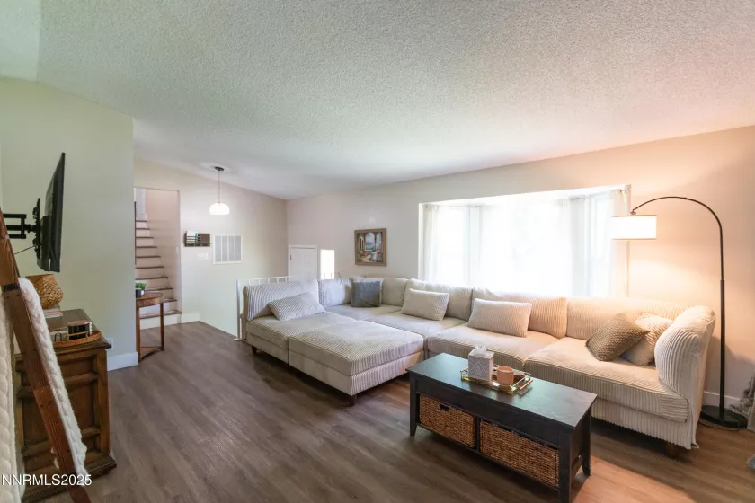 3990 Wagoneer, Reno, Nevada 89502, 4 Bedrooms Bedrooms, ,3 BathroomsBathrooms,Residential,Residential,Wagoneer,250050498