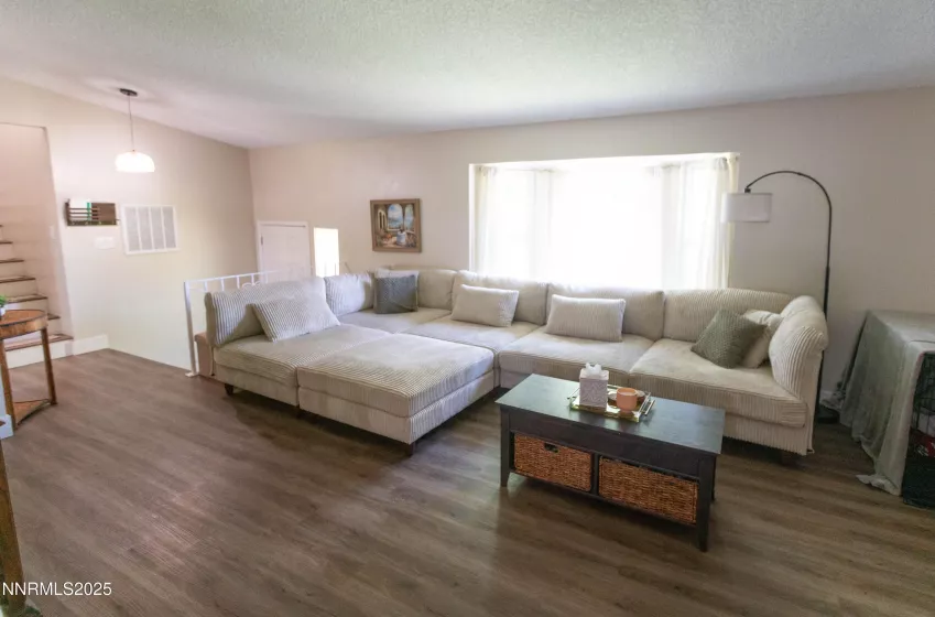 3990 Wagoneer, Reno, Nevada 89502, 4 Bedrooms Bedrooms, ,3 BathroomsBathrooms,Residential,Residential,Wagoneer,250050498