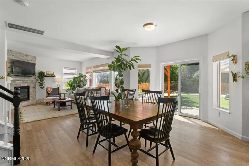 2397 Madrid, Sparks, Nevada 89436, 5 Bedrooms Bedrooms, ,3 BathroomsBathrooms,Residential,Residential,Madrid,250053763