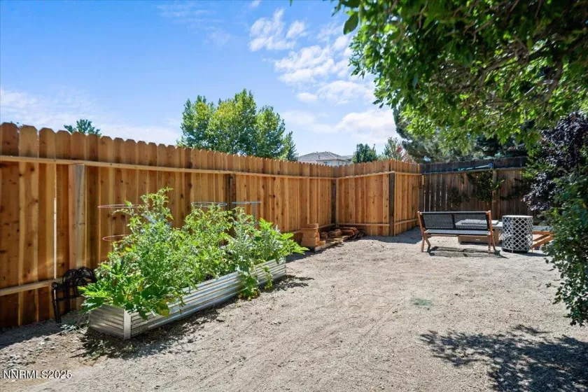 2397 Madrid, Sparks, Nevada 89436, 5 Bedrooms Bedrooms, ,3 BathroomsBathrooms,Residential,Residential,Madrid,250053763