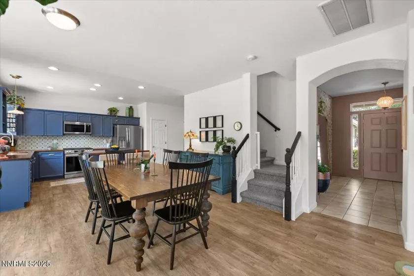 2397 Madrid, Sparks, Nevada 89436, 5 Bedrooms Bedrooms, ,3 BathroomsBathrooms,Residential,Residential,Madrid,250053763