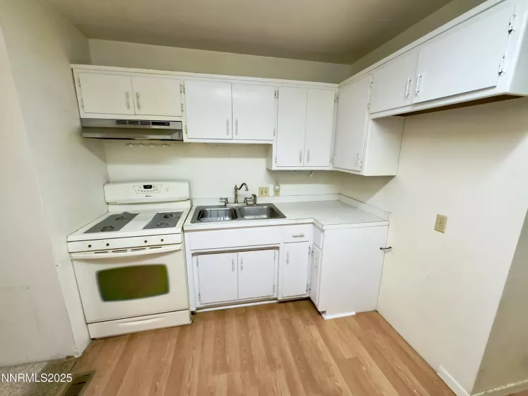 21 Main Street, Eureka, Nevada 89316, 3 Bedrooms Bedrooms, ,3 BathroomsBathrooms,Residential,Residential,Main Street,250053766