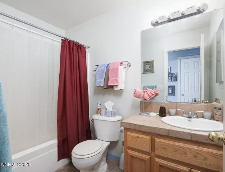 400 Fort Sutter, Fernley, Nevada 89408, 3 Bedrooms Bedrooms, ,2 BathroomsBathrooms,Residential,Residential,Fort Sutter,250053790