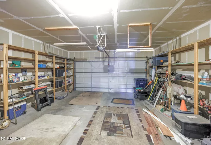 400 Fort Sutter, Fernley, Nevada 89408, 3 Bedrooms Bedrooms, ,2 BathroomsBathrooms,Residential,Residential,Fort Sutter,250053790