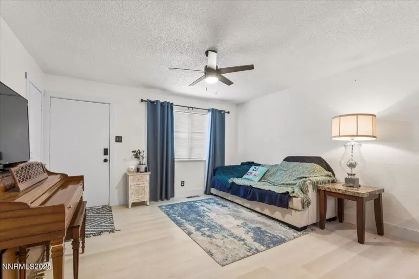 10 Sheridan, Sparks, Nevada 89431, 3 Bedrooms Bedrooms, ,2 BathroomsBathrooms,Residential,Residential,Sheridan,250053791