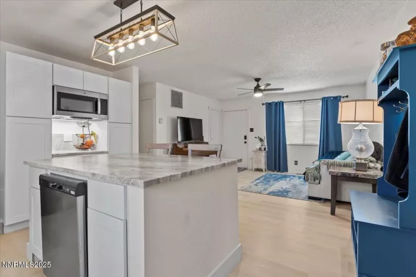 10 Sheridan, Sparks, Nevada 89431, 3 Bedrooms Bedrooms, ,2 BathroomsBathrooms,Residential,Residential,Sheridan,250053791