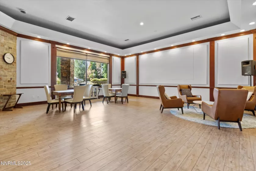 900 Meadows, Reno, Nevada 89521, 3 Bedrooms Bedrooms, ,2 BathroomsBathrooms,Residential,Residential,Meadows,250053796