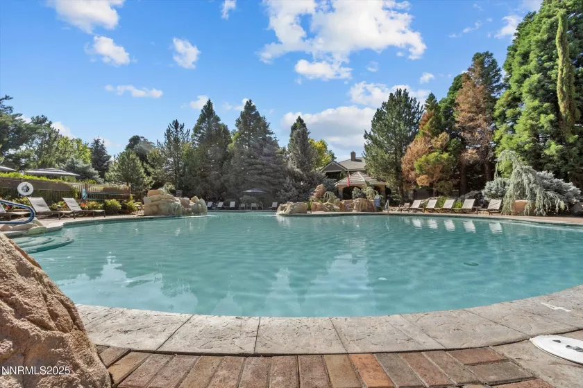 900 Meadows, Reno, Nevada 89521, 3 Bedrooms Bedrooms, ,2 BathroomsBathrooms,Residential,Residential,Meadows,250053796