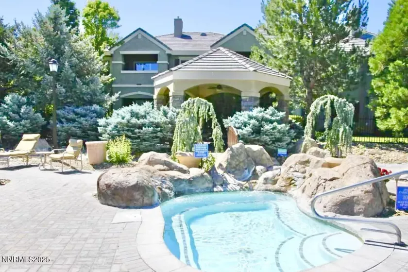 900 Meadows, Reno, Nevada 89521, 3 Bedrooms Bedrooms, ,2 BathroomsBathrooms,Residential,Residential,Meadows,250053796