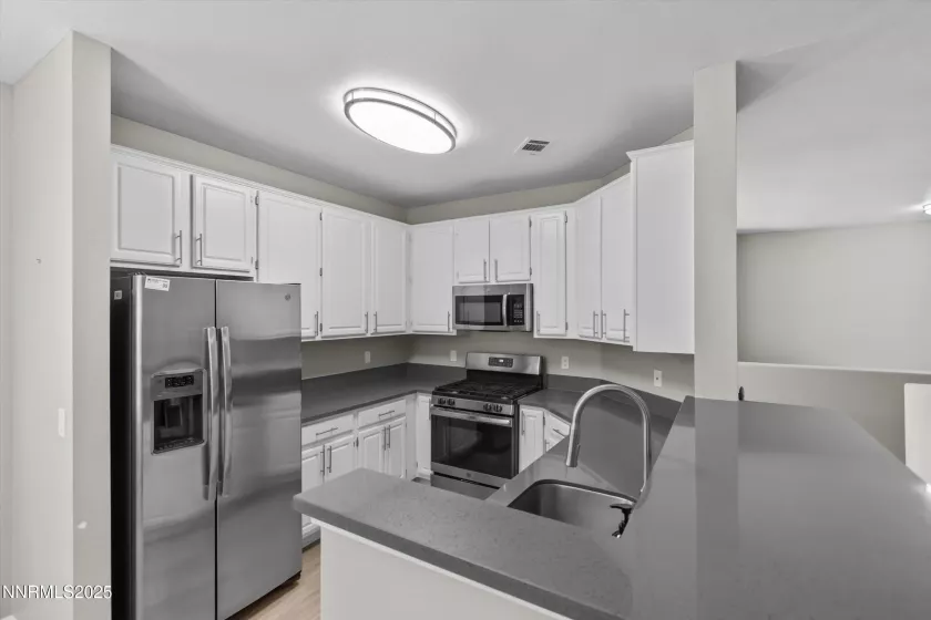 900 Meadows, Reno, Nevada 89521, 3 Bedrooms Bedrooms, ,2 BathroomsBathrooms,Residential,Residential,Meadows,250053796