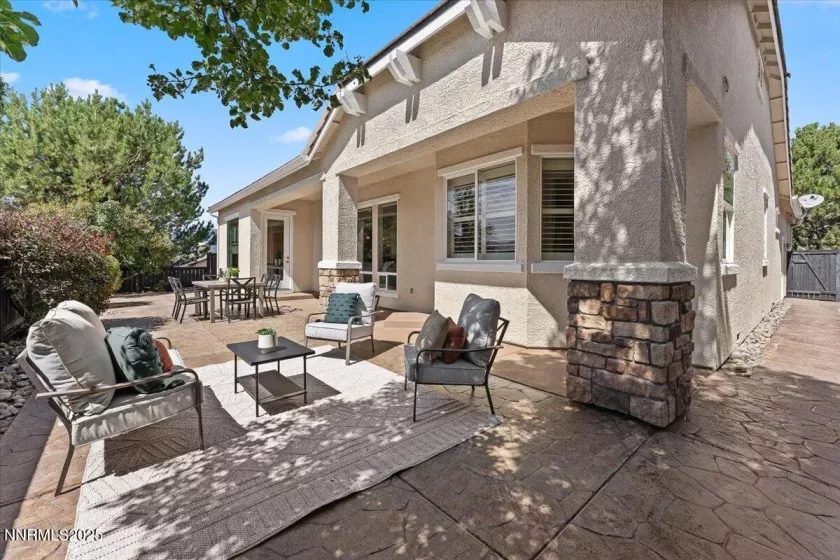 2360 Hickory Hill, Reno, Nevada 89523, 3 Bedrooms Bedrooms, ,2 BathroomsBathrooms,Residential,Residential,Hickory Hill,250053798