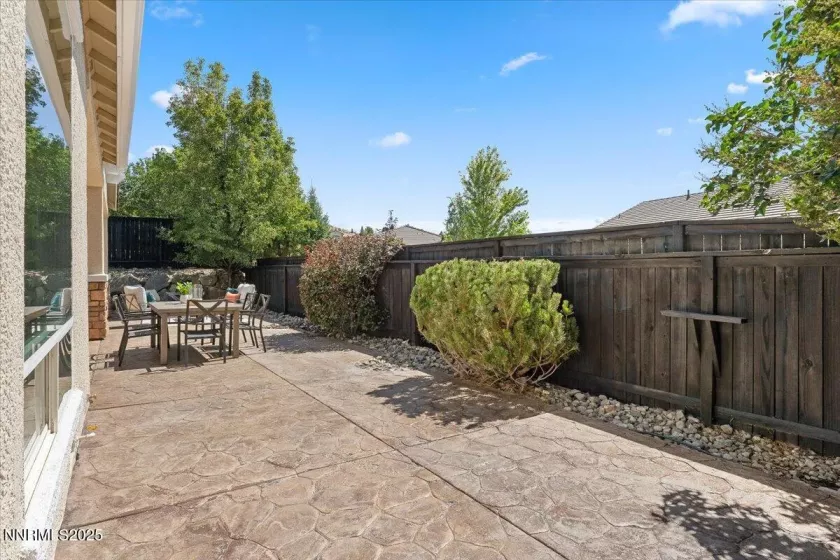 2360 Hickory Hill, Reno, Nevada 89523, 3 Bedrooms Bedrooms, ,2 BathroomsBathrooms,Residential,Residential,Hickory Hill,250053798