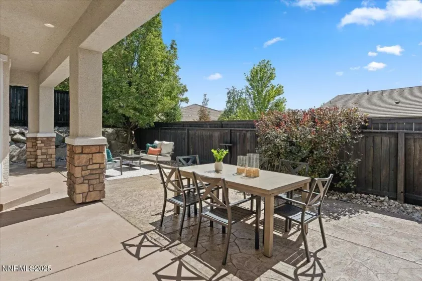 2360 Hickory Hill, Reno, Nevada 89523, 3 Bedrooms Bedrooms, ,2 BathroomsBathrooms,Residential,Residential,Hickory Hill,250053798