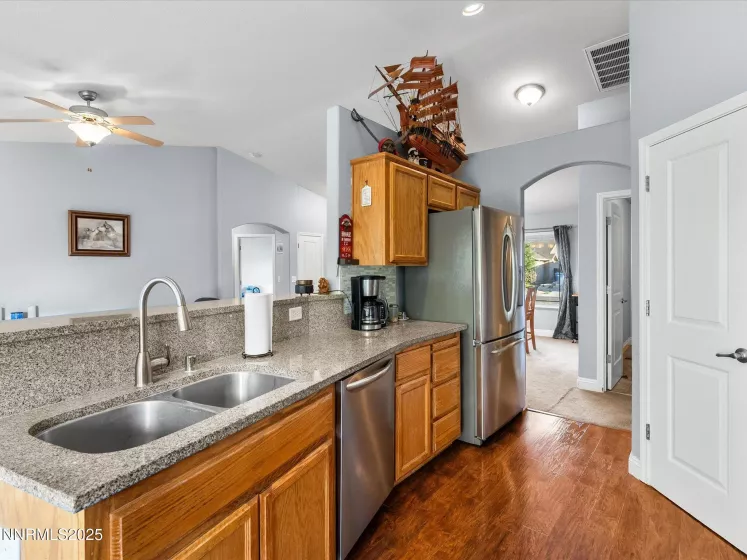 238 Heather, Fernley, Nevada 89408, 3 Bedrooms Bedrooms, ,2 BathroomsBathrooms,Residential,Residential,Heather,250052815