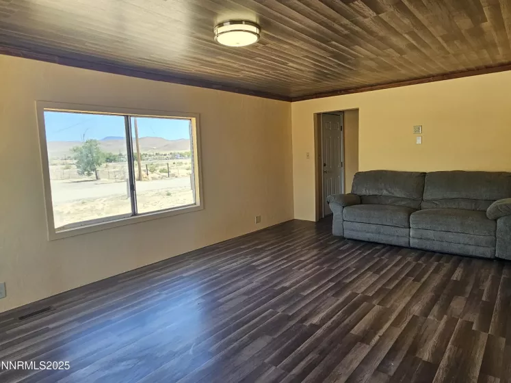 7 Norris, Yerington, Nevada 89447, 3 Bedrooms Bedrooms, ,2 BathroomsBathrooms,Residential,Residential,Norris,250050153
