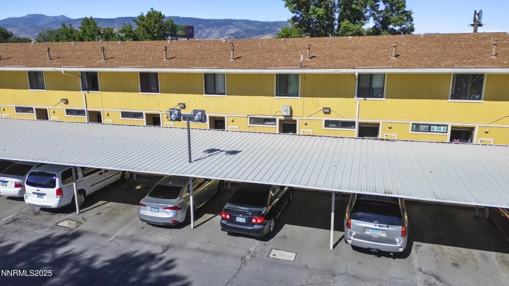 863 Nutmeg, Reno, Nevada 89502, 2 Bedrooms Bedrooms, ,2 BathroomsBathrooms,Residential,Residential,Nutmeg,250053803
