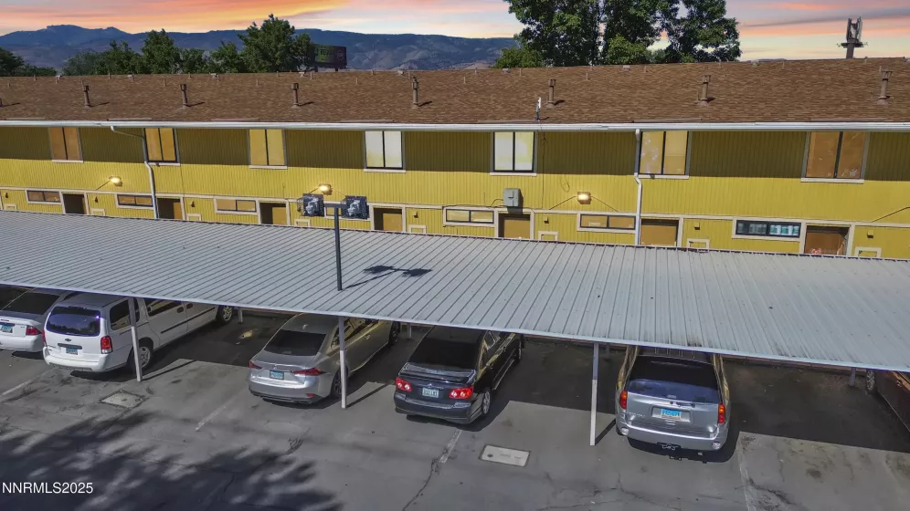 863 Nutmeg, Reno, Nevada 89502, 2 Bedrooms Bedrooms, ,2 BathroomsBathrooms,Residential,Residential,Nutmeg,250053803