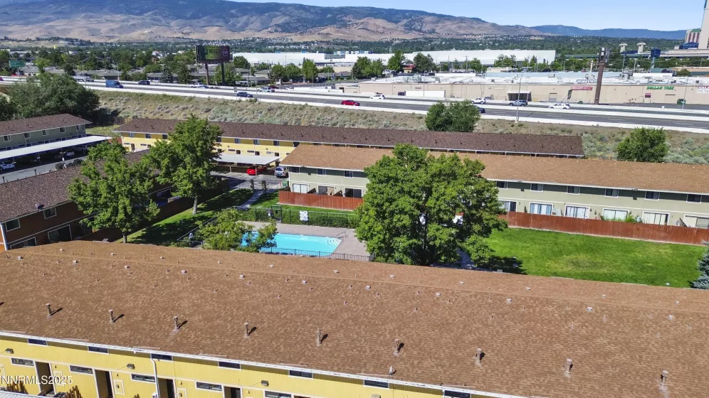 863 Nutmeg, Reno, Nevada 89502, 2 Bedrooms Bedrooms, ,2 BathroomsBathrooms,Residential,Residential,Nutmeg,250053803