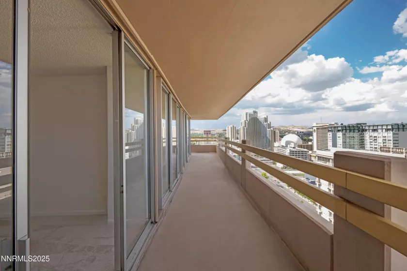 100 Arlington, Reno, Nevada 89501, 2 Bedrooms Bedrooms, ,2 BathroomsBathrooms,Residential,Residential,Arlington,250053820