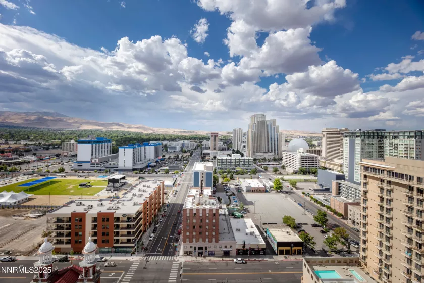 100 Arlington, Reno, Nevada 89501, 2 Bedrooms Bedrooms, ,2 BathroomsBathrooms,Residential,Residential,Arlington,250053820