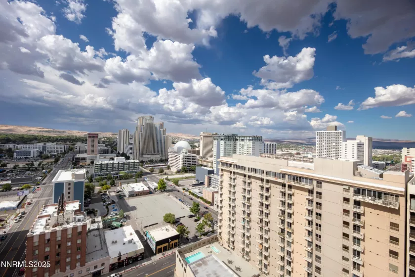 100 Arlington, Reno, Nevada 89501, 2 Bedrooms Bedrooms, ,2 BathroomsBathrooms,Residential,Residential,Arlington,250053820