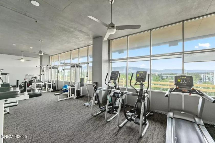 100 Arlington, Reno, Nevada 89501, 2 Bedrooms Bedrooms, ,2 BathroomsBathrooms,Residential,Residential,Arlington,250053820