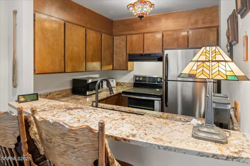 807 Alder, Incline Village, Nevada 89451, 2 Bedrooms Bedrooms, ,2 BathroomsBathrooms,Residential,Residential,Alder,250053821