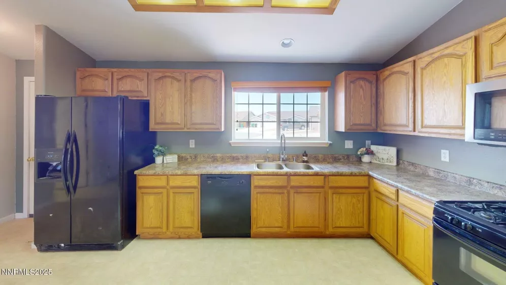 533 Dutch Oven, Fernley, Nevada 89408, 4 Bedrooms Bedrooms, ,2 BathroomsBathrooms,Residential,Residential,Dutch Oven,250053822