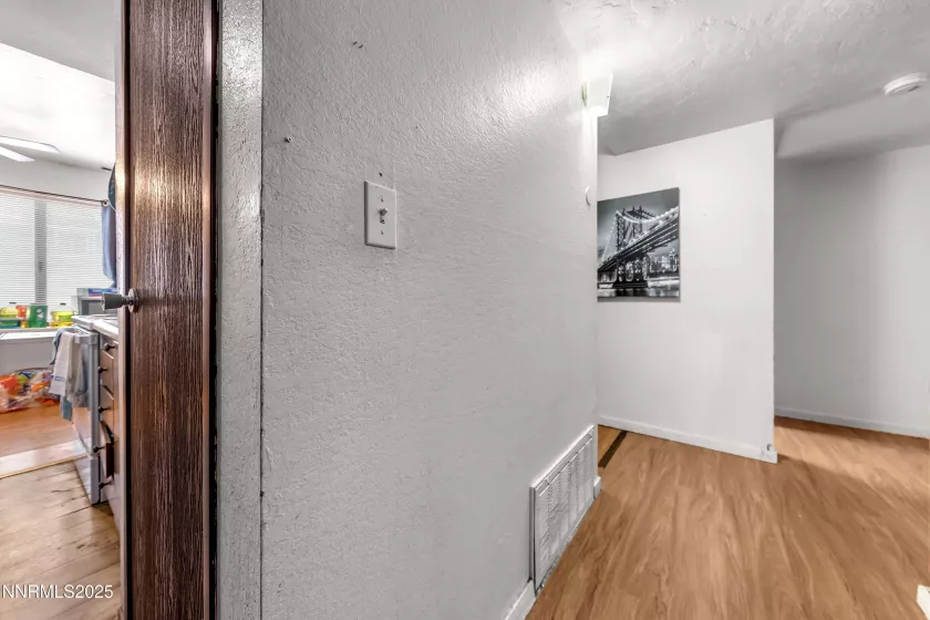 4608 Neil, Reno, Nevada 89502, 2 Bedrooms Bedrooms, ,1 BathroomBathrooms,Residential,Residential,Neil,250053825