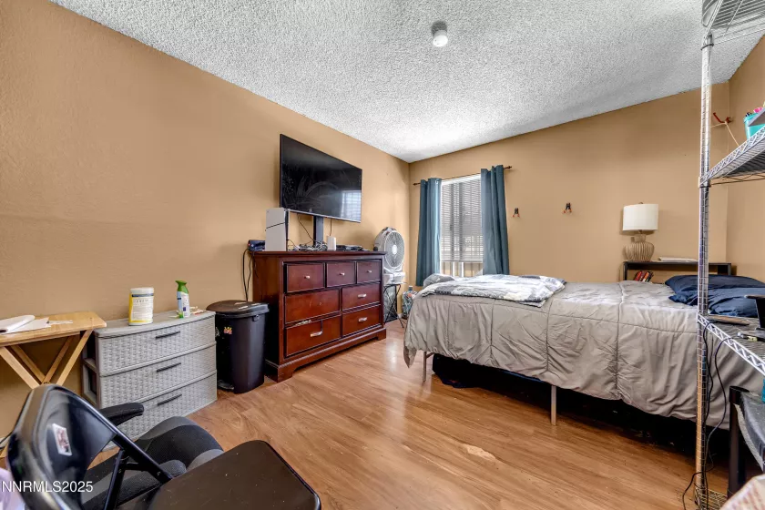 4608 Neil, Reno, Nevada 89502, 2 Bedrooms Bedrooms, ,1 BathroomBathrooms,Residential,Residential,Neil,250053825