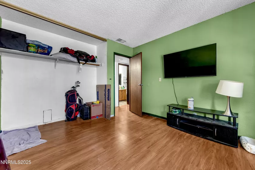 4608 Neil, Reno, Nevada 89502, 2 Bedrooms Bedrooms, ,1 BathroomBathrooms,Residential,Residential,Neil,250053825