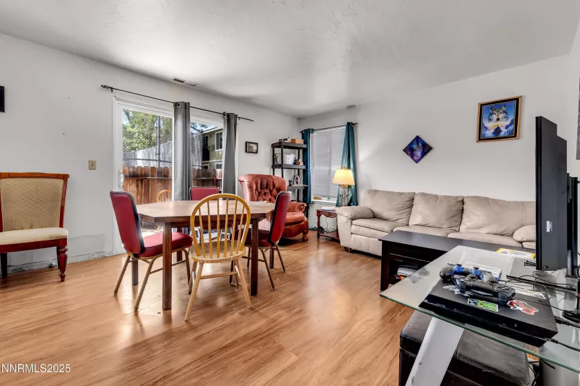 4608 Neil, Reno, Nevada 89502, 2 Bedrooms Bedrooms, ,1 BathroomBathrooms,Residential,Residential,Neil,250053825