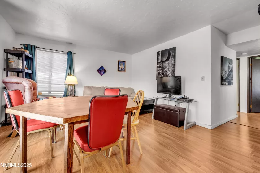 4608 Neil, Reno, Nevada 89502, 2 Bedrooms Bedrooms, ,1 BathroomBathrooms,Residential,Residential,Neil,250053825