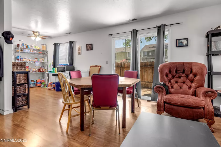 4608 Neil, Reno, Nevada 89502, 2 Bedrooms Bedrooms, ,1 BathroomBathrooms,Residential,Residential,Neil,250053825