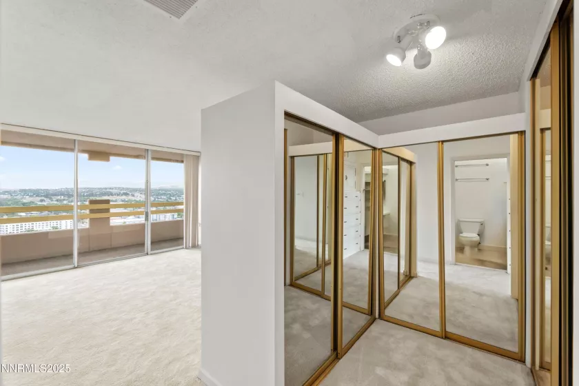 100 Arlington, Reno, Nevada 89501, 2 Bedrooms Bedrooms, ,3 BathroomsBathrooms,Residential,Residential,Arlington,250053830