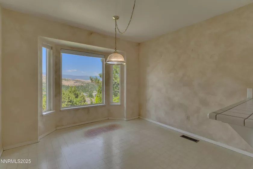 3911 Westpoint, Reno, Nevada 89509, 4 Bedrooms Bedrooms, ,4 BathroomsBathrooms,Residential,Residential,Westpoint,250053837