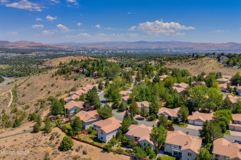 3911 Westpoint, Reno, Nevada 89509, 4 Bedrooms Bedrooms, ,4 BathroomsBathrooms,Residential,Residential,Westpoint,250053837