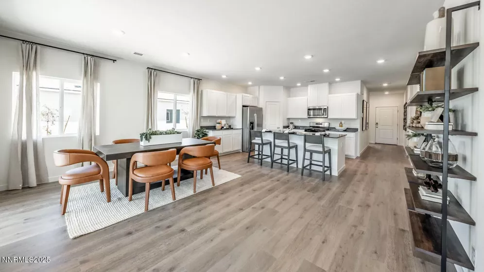 4555 Mifflin, Fernley, Nevada 89408, 4 Bedrooms Bedrooms, ,2 BathroomsBathrooms,Residential,Residential,Mifflin,250053838