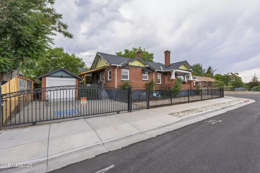 516 Ryland, Reno, Nevada 89502, ,Residential Income,Residential,Ryland,250053841