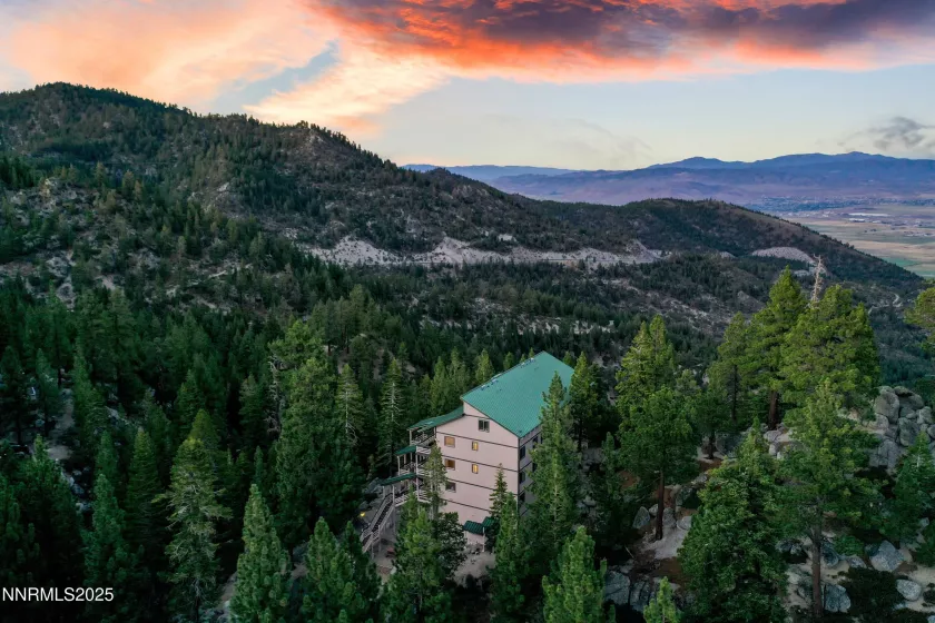 305 Galaxy, Stateline, Nevada 89449, 3 Bedrooms Bedrooms, ,2 BathroomsBathrooms,Residential,Residential,Galaxy,250053844