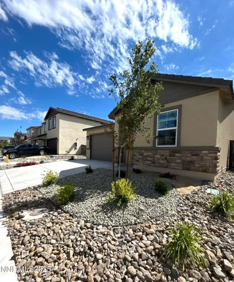 6786 Lunar Orbit, Sparks, Nevada 89436, 4 Bedrooms Bedrooms, ,3 BathroomsBathrooms,Residential Lease,Manufactured,Lunar Orbit,250053843