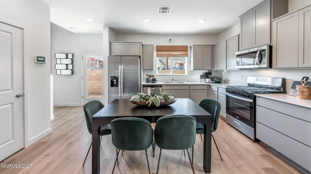 837 Orchard Rock, Reno, Nevada 89506, 3 Bedrooms Bedrooms, ,3 BathroomsBathrooms,Residential,Residential,Orchard Rock,250053848